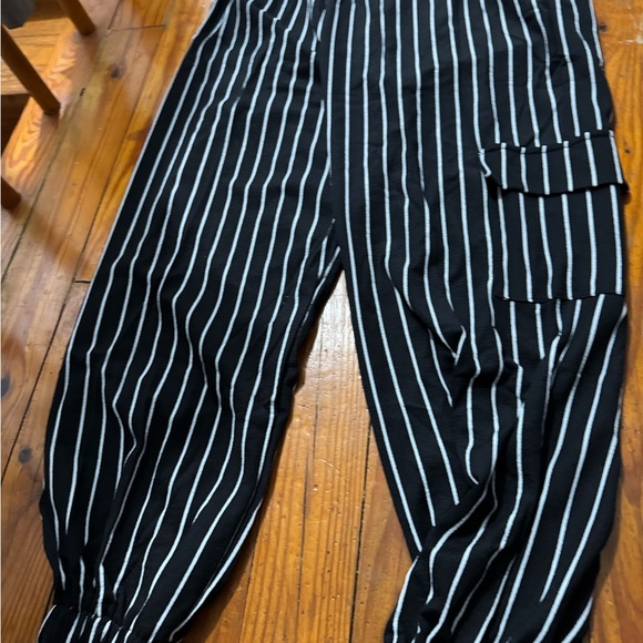 Zaful Black and White Striped Track Pants - Picture 4 of 5